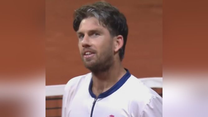 这位年轻的 这位年轻的